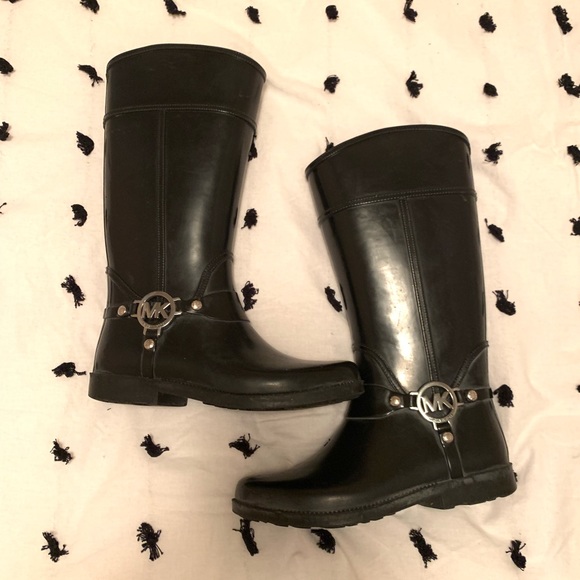Michael Kors rain boots - Picture 2 of 5